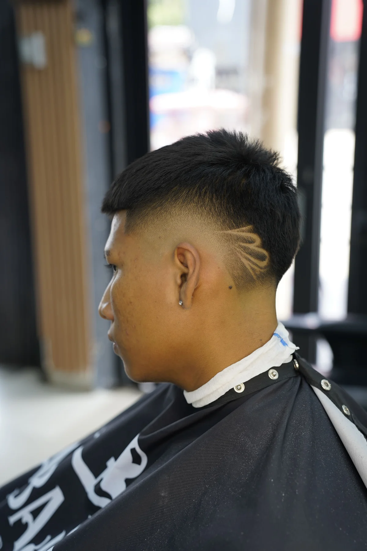 Estilo y elegancia en La Bajadita Barber Studio, barberia en Iquitos